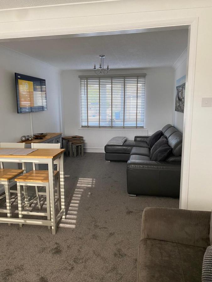Riverside Park Ground Floor Apartment - St Neots מראה חיצוני תמונה