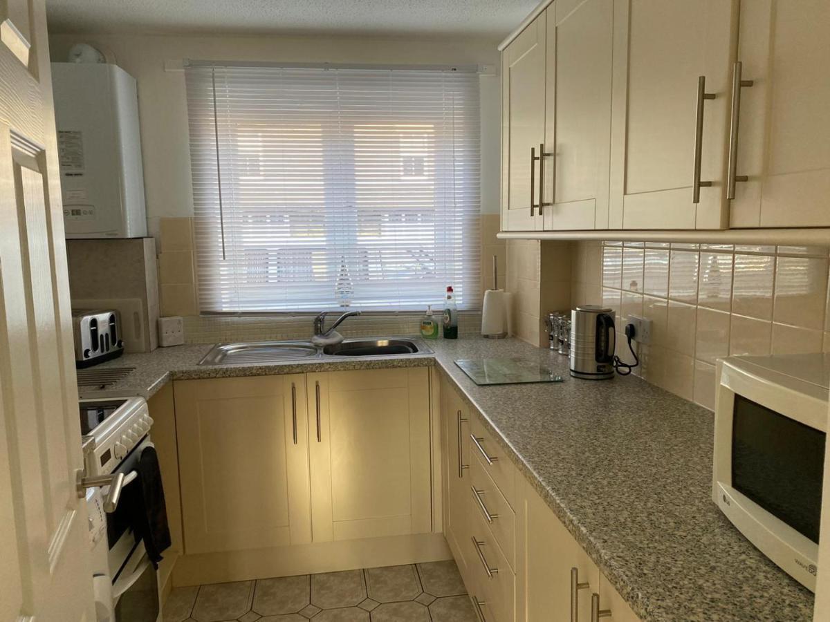 Riverside Park Ground Floor Apartment - St Neots מראה חיצוני תמונה