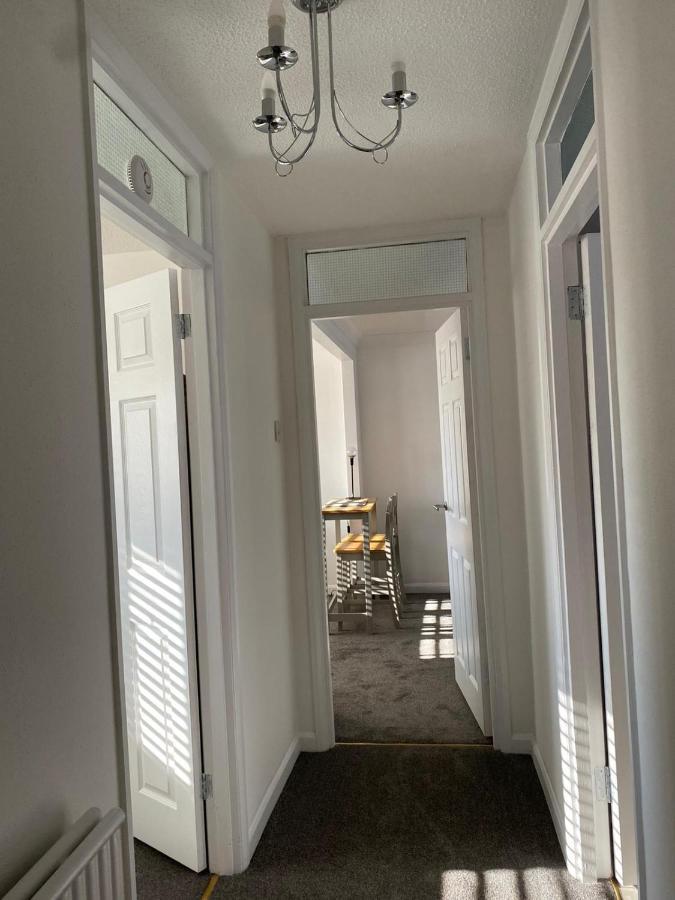 Riverside Park Ground Floor Apartment - St Neots מראה חיצוני תמונה