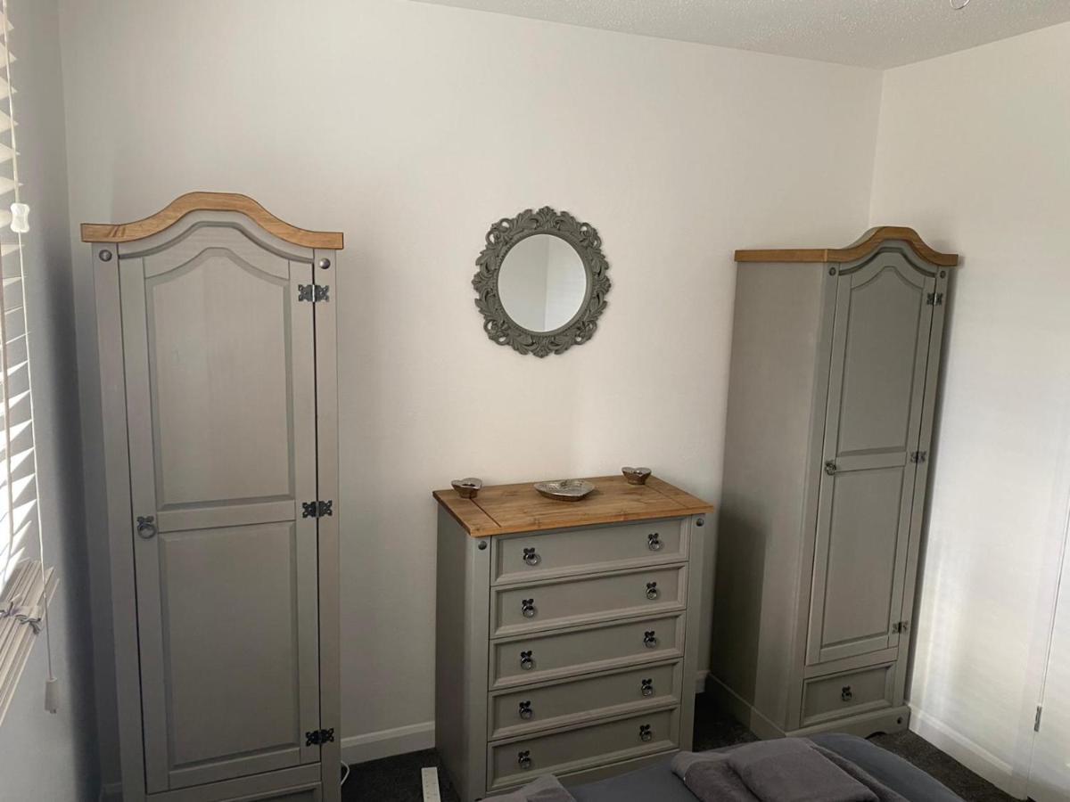 Riverside Park Ground Floor Apartment - St Neots מראה חיצוני תמונה