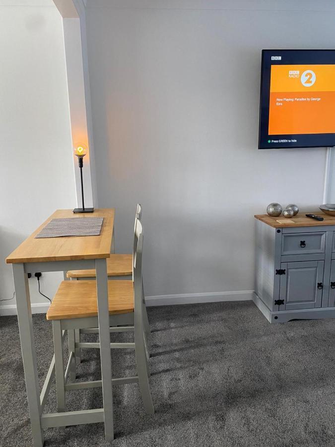 Riverside Park Ground Floor Apartment - St Neots מראה חיצוני תמונה
