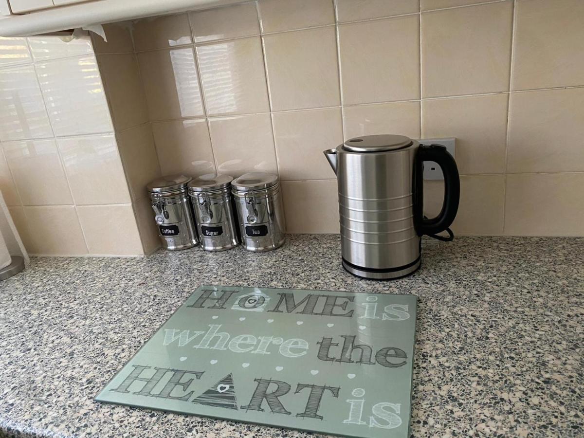 Riverside Park Ground Floor Apartment - St Neots מראה חיצוני תמונה